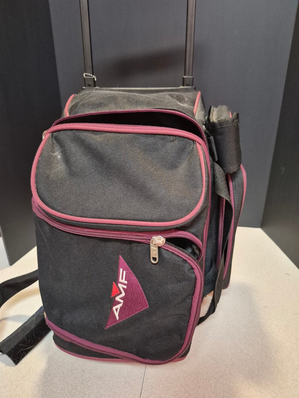 AMF Golf Travel Bag Black Burgundy Rolling Carry Case with Wheels